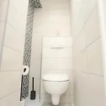 Exquisite Tiny House With Garden And Air Con - Between Paris-disneyland - 3mins From Train Station
