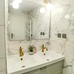 Exquisite Tiny House With Garden And Air Con - Between Paris-disneyland - 3mins From Train Station Διαμέρισμα *
