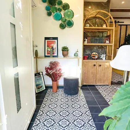 Exquisite Tiny House With Garden And Air Con - Between Paris-disneyland - 3mins From Train Station *